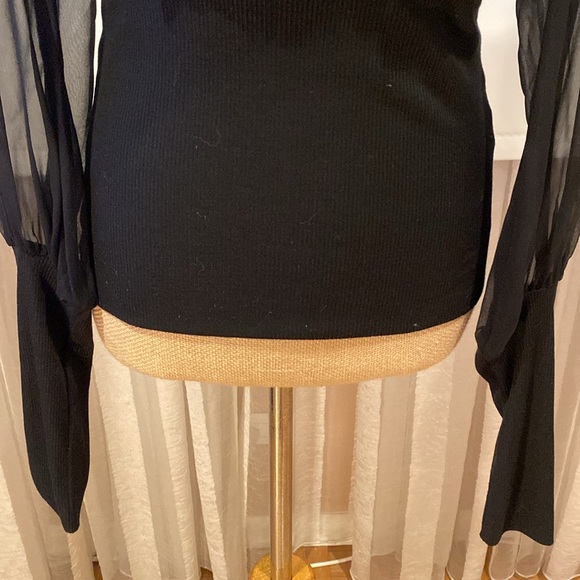 Robert Rodriguez gorgeous top, silk sheer sleeves, very elegant, size S - Picture 6 of 16